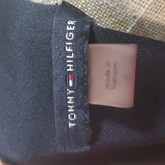 15 DLR SALE TOMMY HILFIGER DRESS - Picture 7 of 8